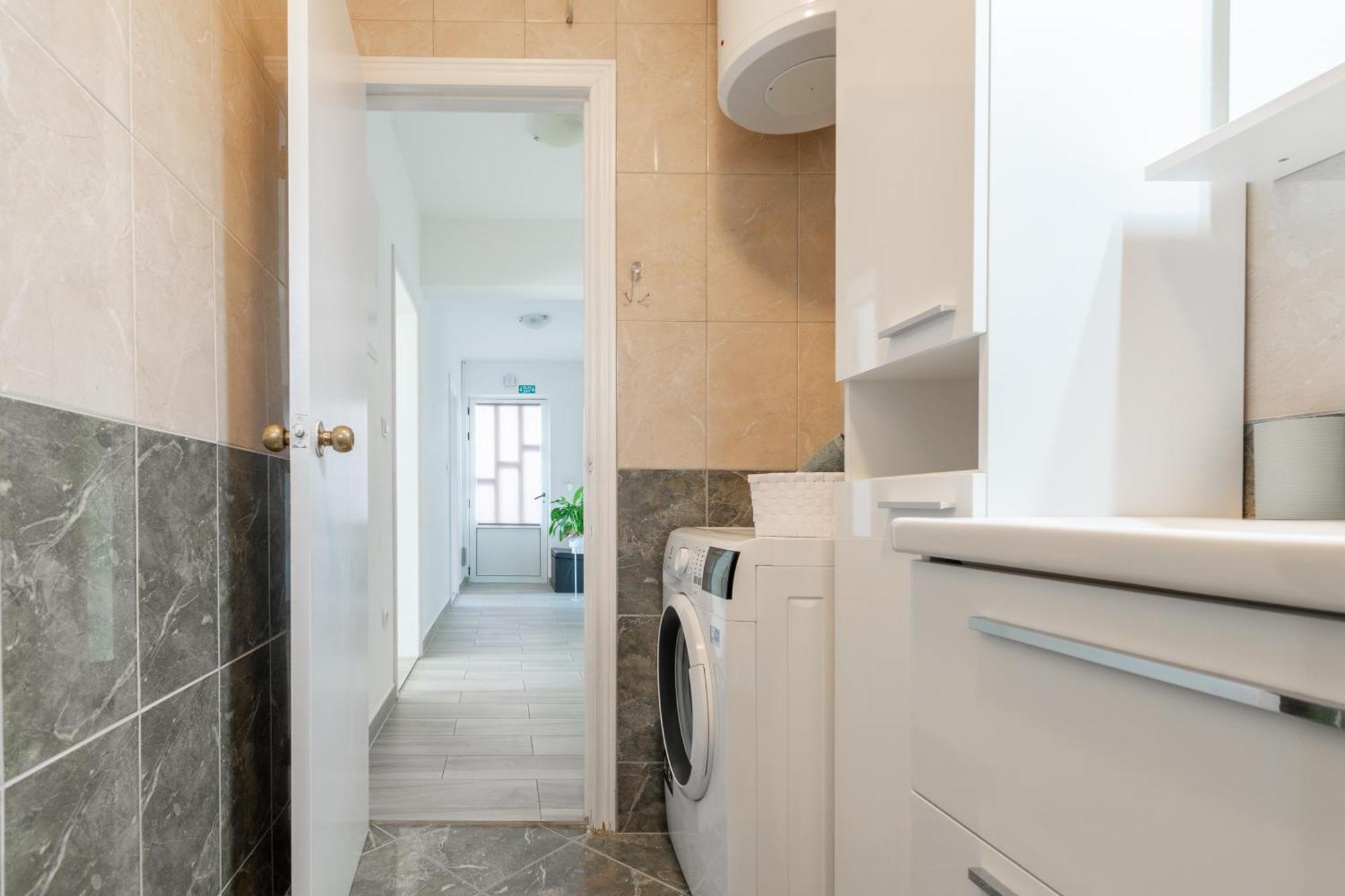 Apartman Buljan มาคาร์สกา ภายนอก รูปภาพ