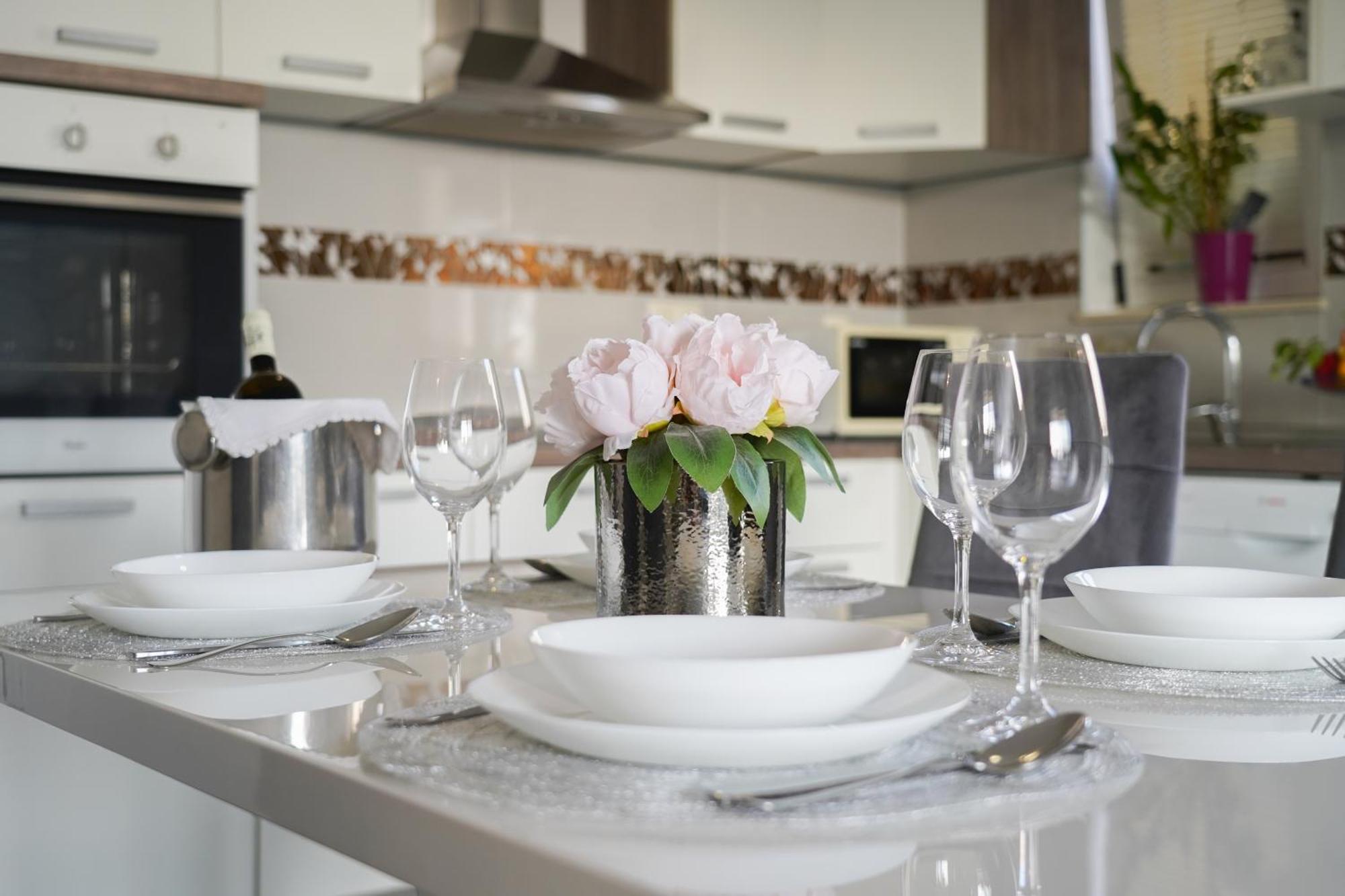 Apartman Buljan มาคาร์สกา ภายนอก รูปภาพ